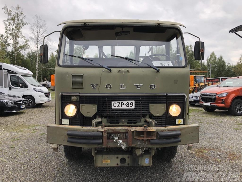 Volvo F85 Вантажівки / спеціальні