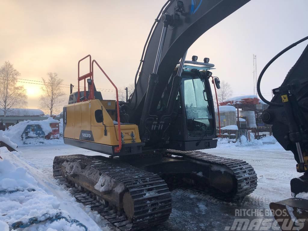 Volvo 220EL Crawler excavators