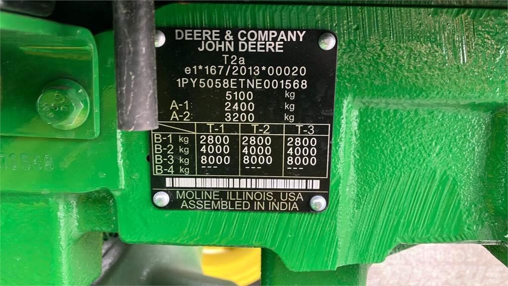 John Deere 5058E Трактори