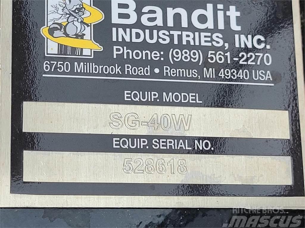 Bandit SG40W Машини для подрібнення пнів