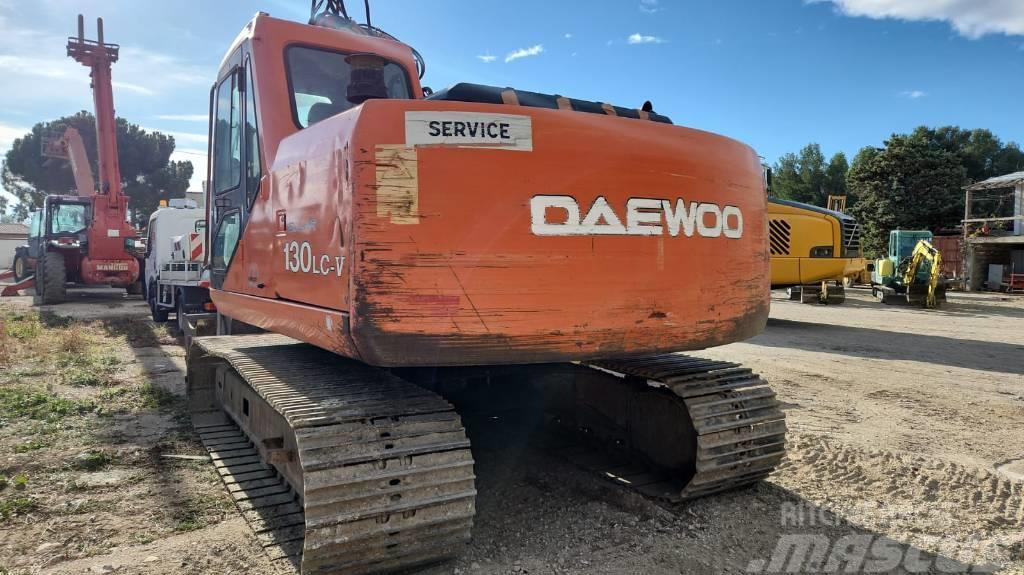 Daewoo EXCA 130 LCV Crawler excavators