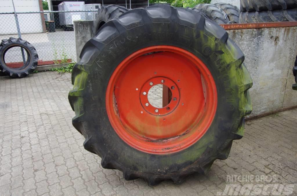 Continental 480/70 R 34 zonder velg Tyres, wheels and rims