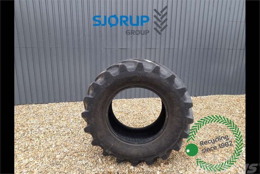 New Holland TL90 Tire Tyres, wheels and rims