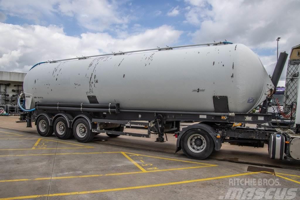 Spitzer Silo EUROVRAC-SK 2460 60M³/5xCOMP Tanker semi-trailers