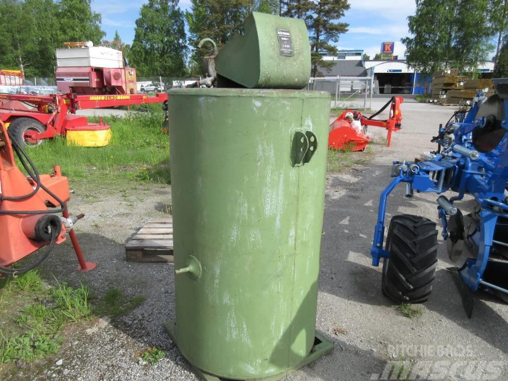  Paavo Farmarisäiliö 800L Other agricultural machines