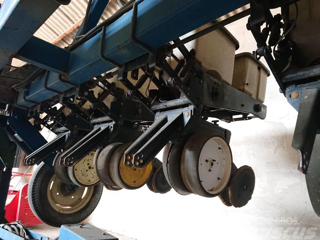 Kinze 2300 Precision sowing machines