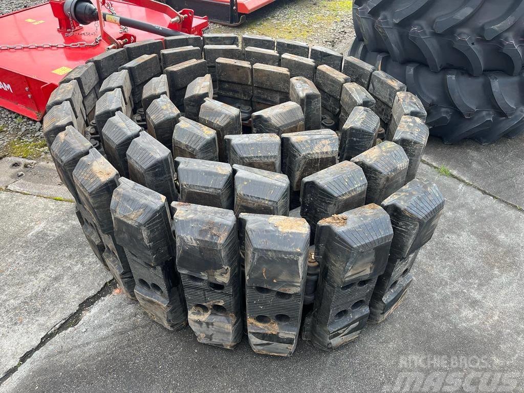 Doosan DX 235 Tracks, chains and undercarriage