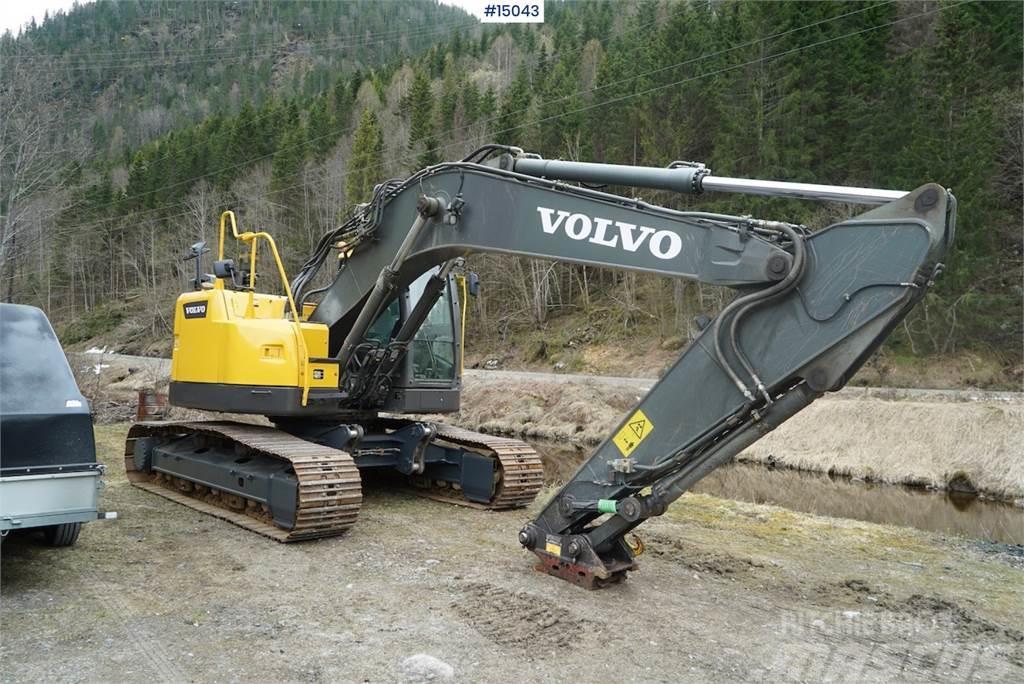 Volvo ECR235DL Excavator w/ bucket and rotor tilt. Crawler excavators