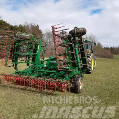 Wibergs 900DT Power harrows and rototillers
