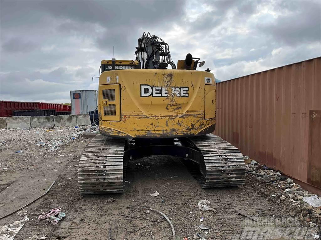 John Deere 245G Crawler excavators