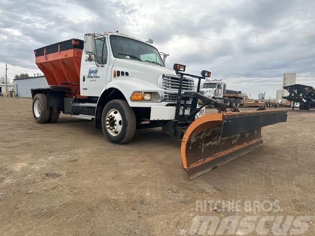 Sterling M6500 Actera Snow blades and plows