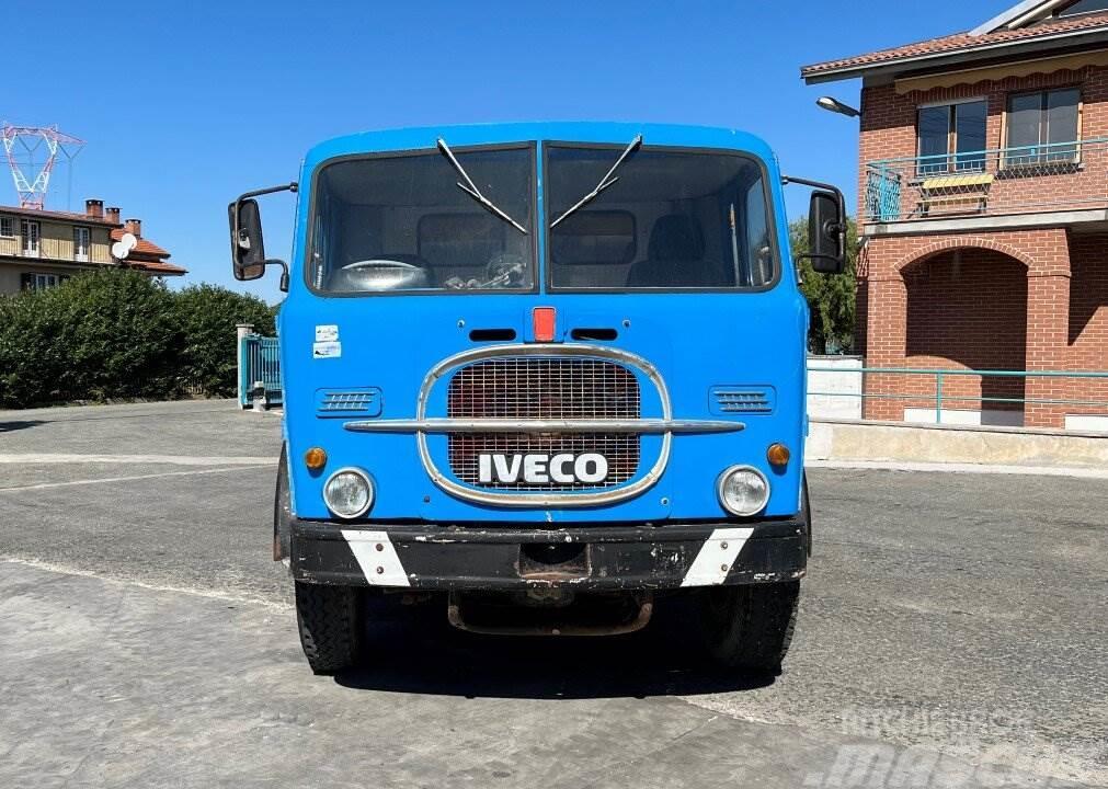 Fiat 693T1 6X4 Other trucks