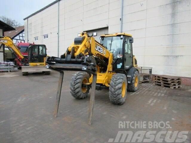 JCB TM220 Agri Front loaders and diggers