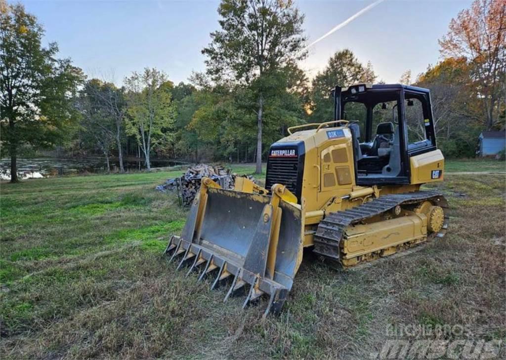 CAT D3K2 XL Crawler dozers