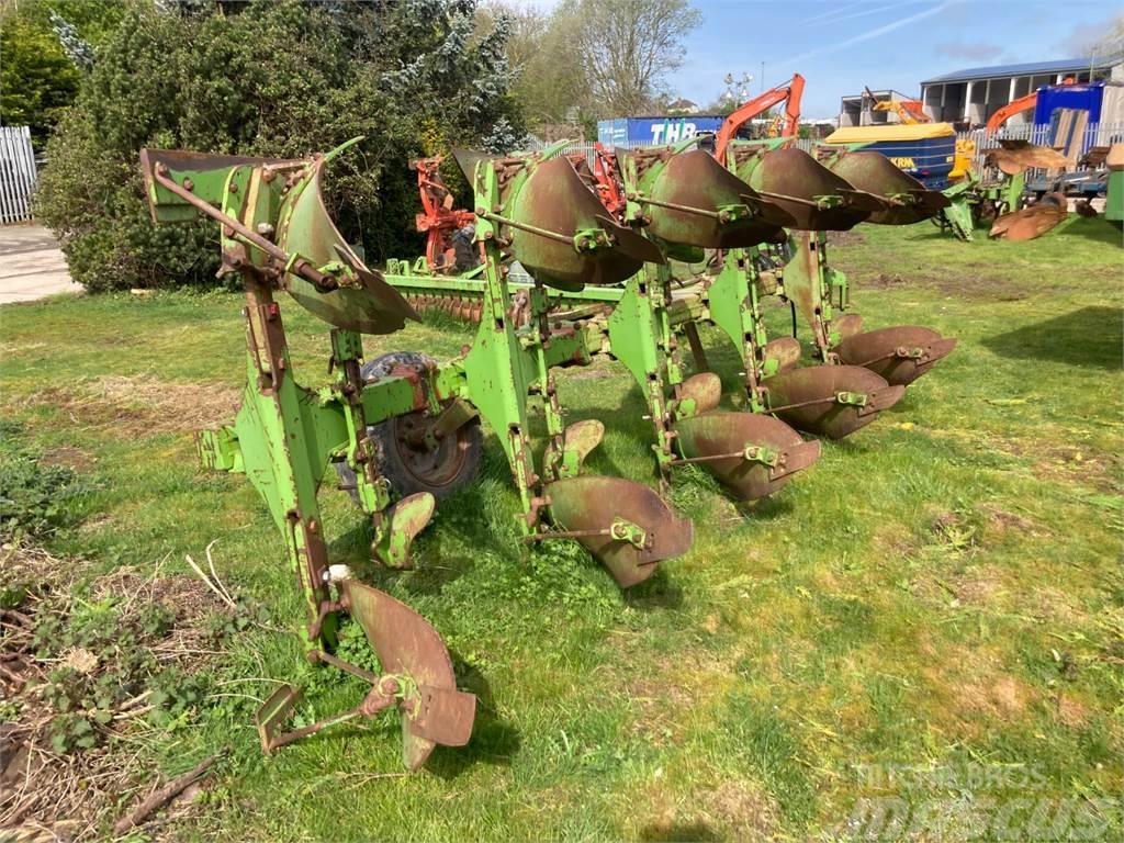 Dowdeswell DP100 5 Furrow Conventional ploughs