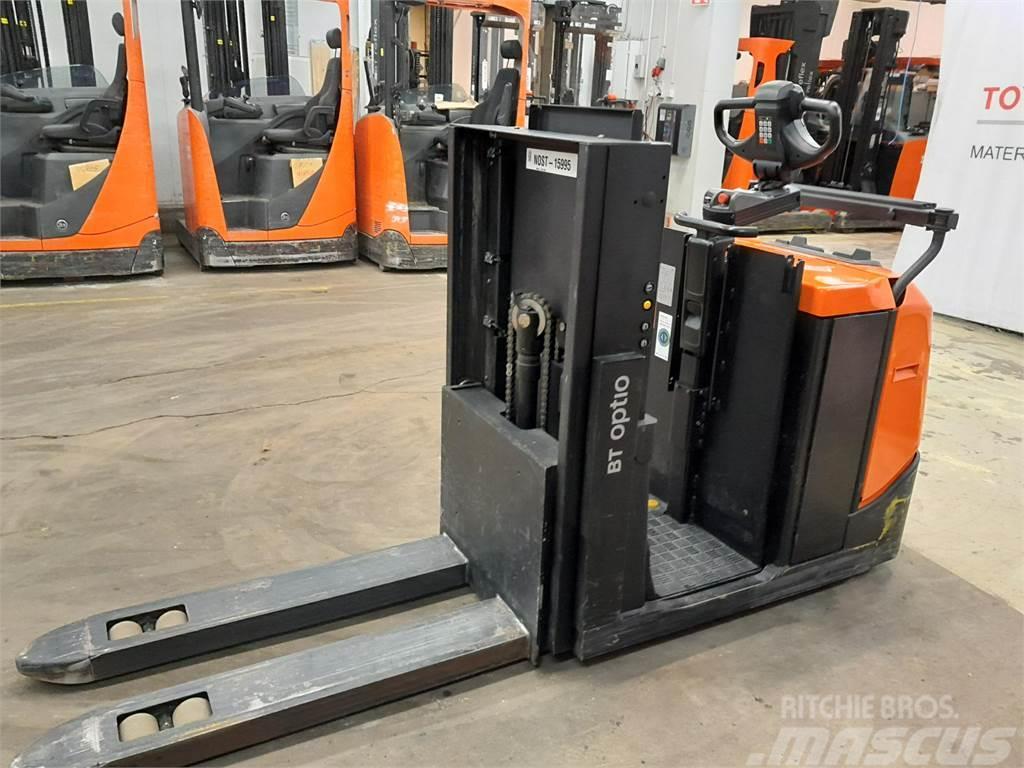 Toyota OSE120P Low lift order picker