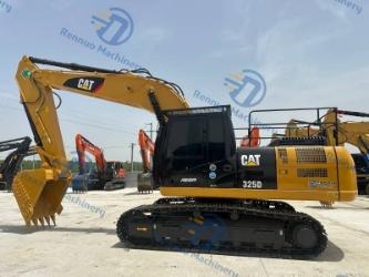 CAT 325 D