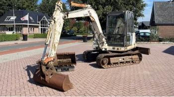 Bobcat X335