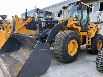 Volvo L 105