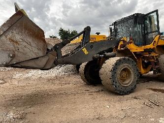 Volvo L 120 F