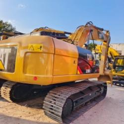 CAT 320 D
