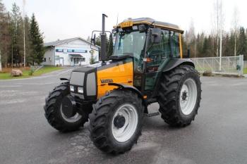 Valtra 700