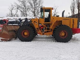 Volvo L 220 E