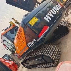 Hyundai 220LC
