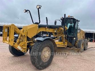 CAT 140M3 AWD