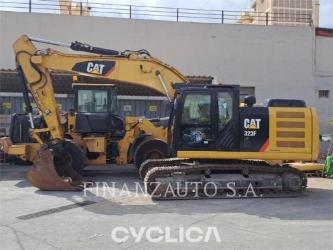 CAT 323F