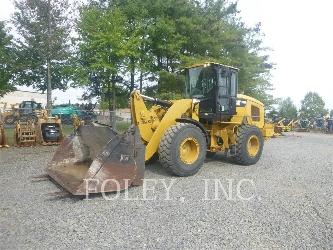CAT 930M