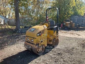 CAT CB1.8