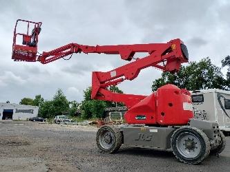 JLG M 400 AJP