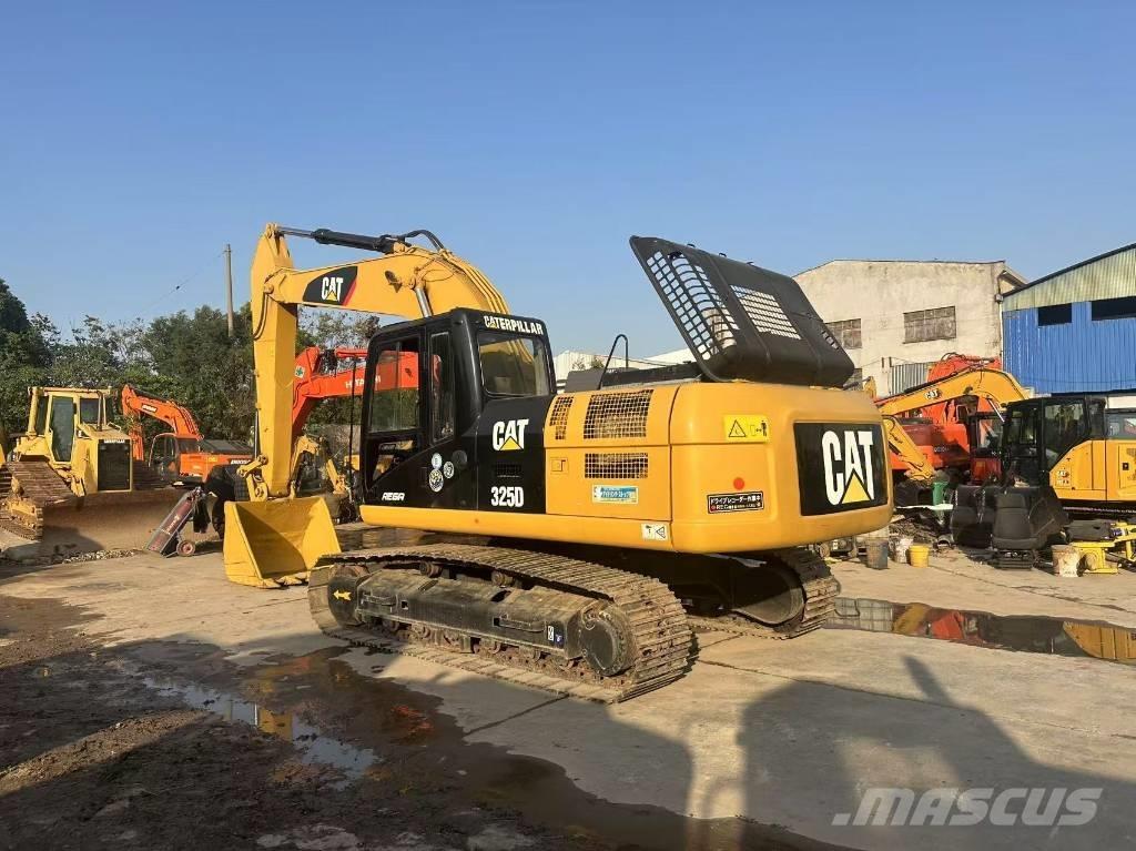 CAT 325 D Гусеничні екскаватори