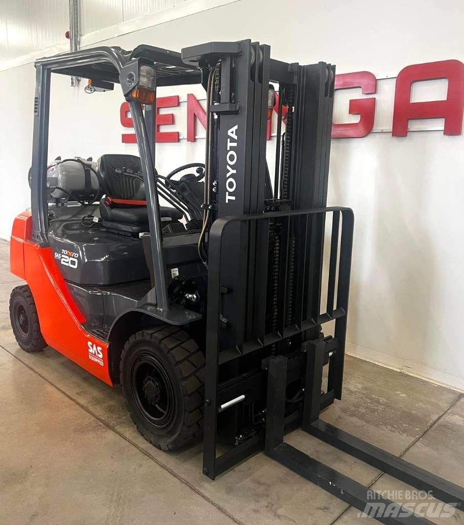 Toyota 10831 8FGF20 Газові навантажувачі