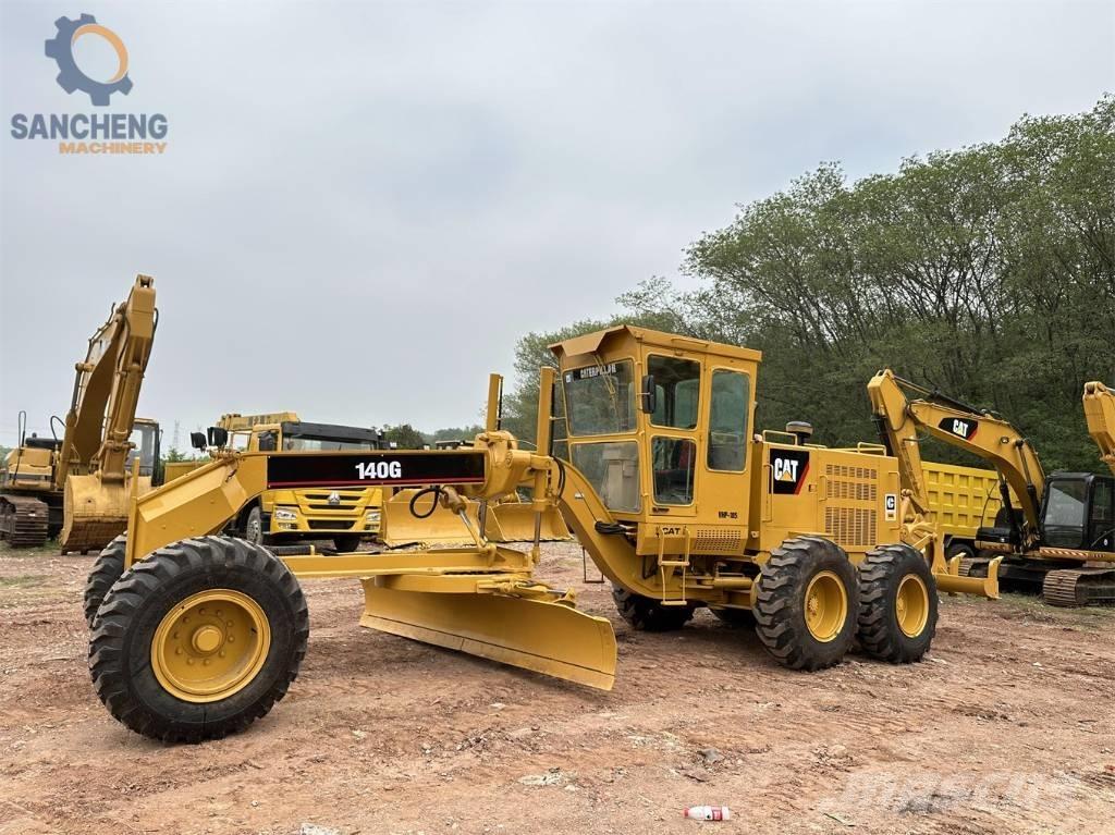 CAT 140G Грейдери
