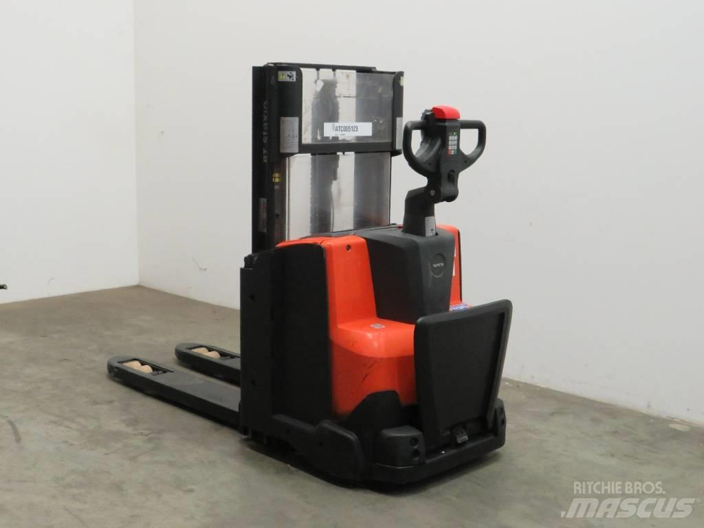 BT SWE 200 D Ручний візок
