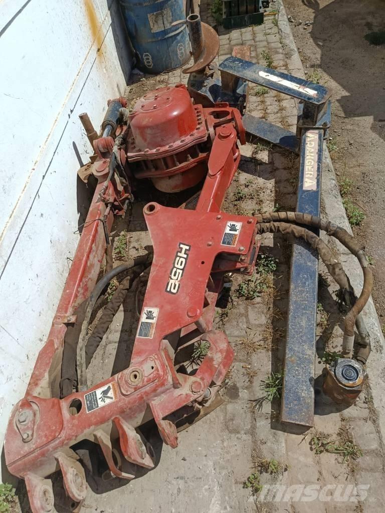 Ditch Witch RT115 Канавокопачі