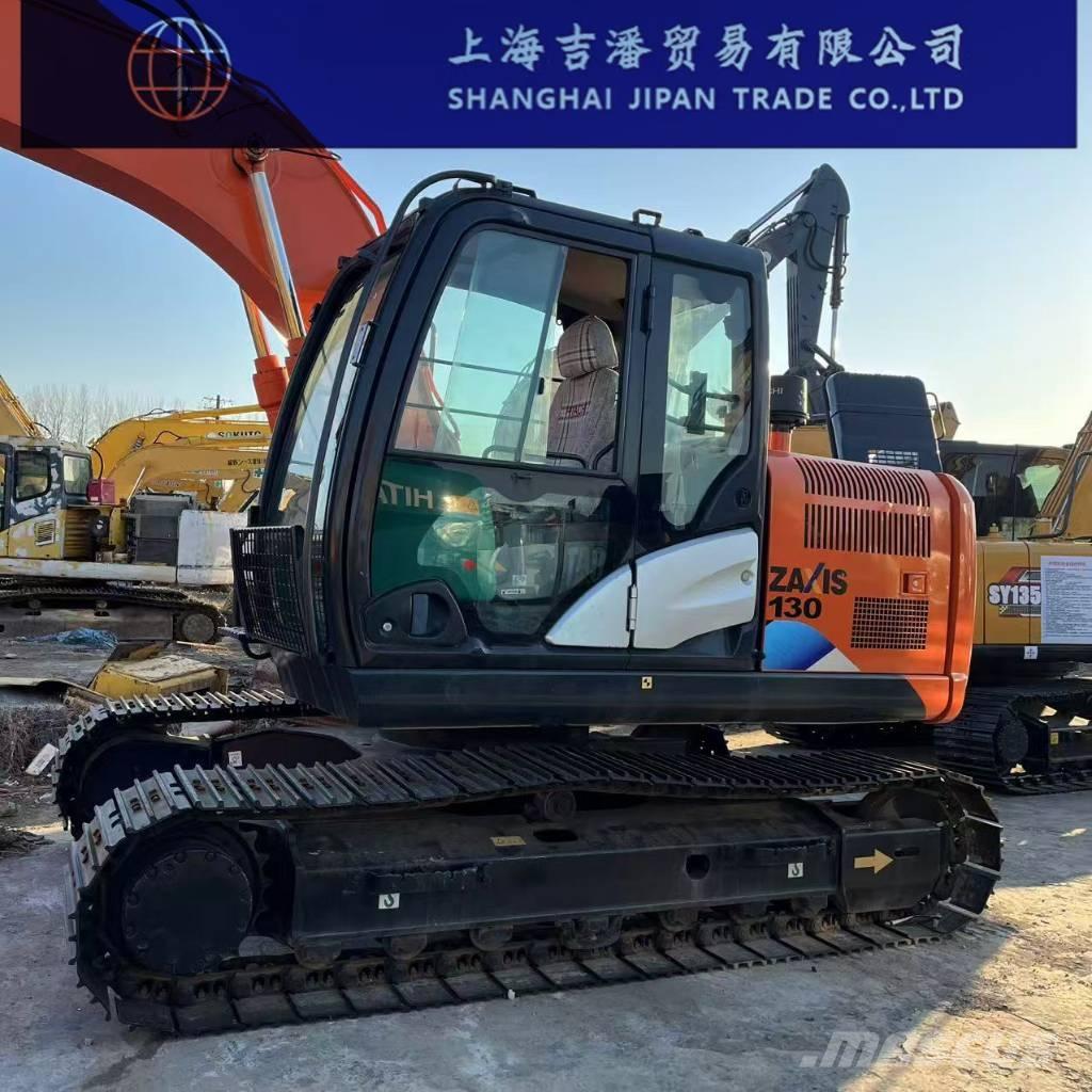 Hitachi ZX 130 Гусеничні екскаватори