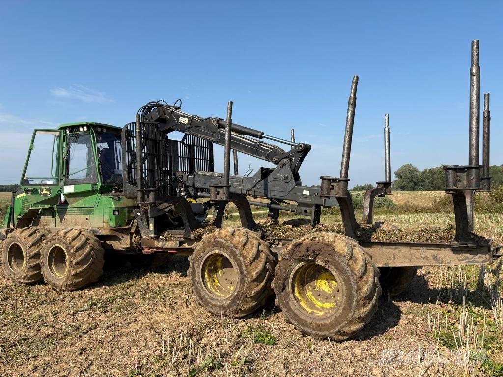 John Deere 1110G Форвардери