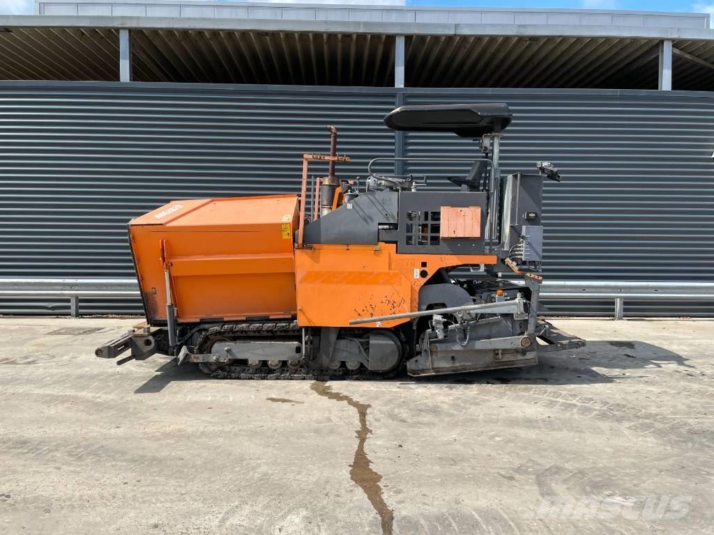 ABG TITAN 2820 Асфальтовкладачі