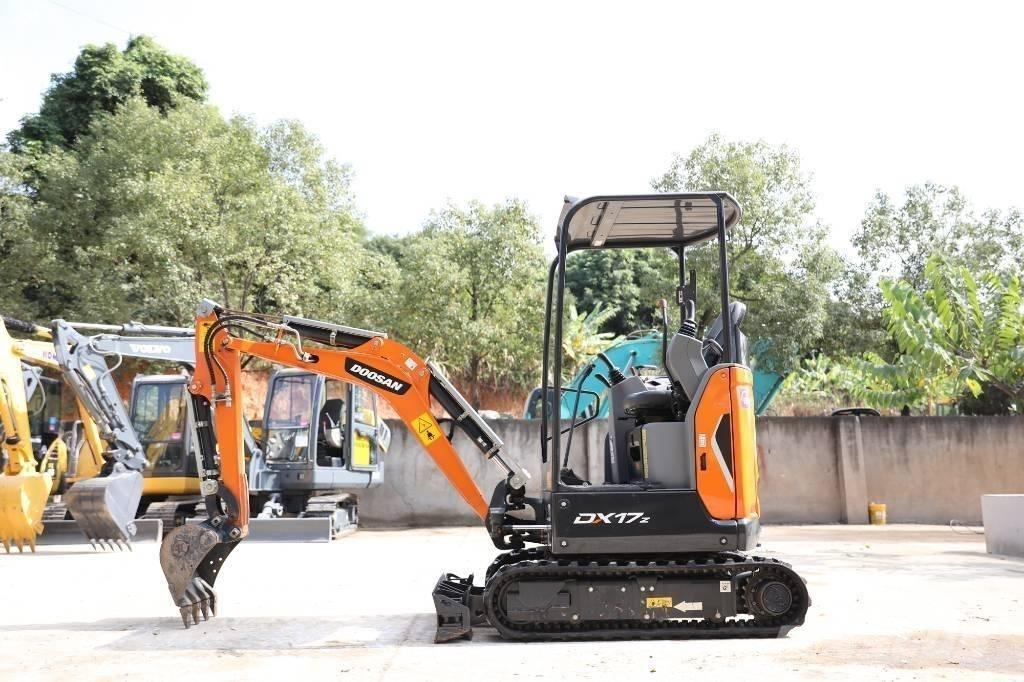 Doosan DX 17 Гусеничні екскаватори