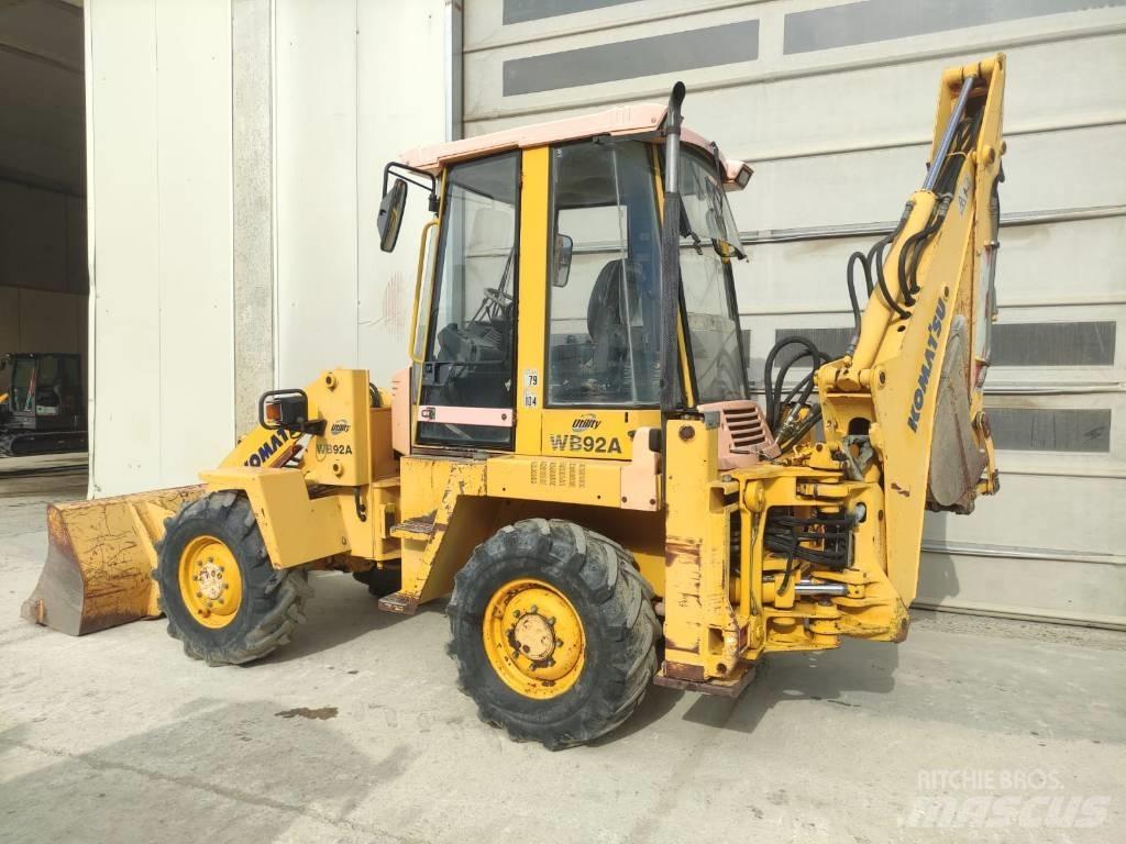 Komatsu WB 92 A Екскаватори-навантажувачі