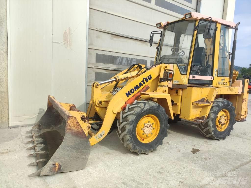Komatsu WB 92 A Екскаватори-навантажувачі