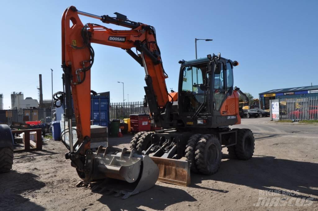 Doosan DX 100-7 Колісні екскаватори