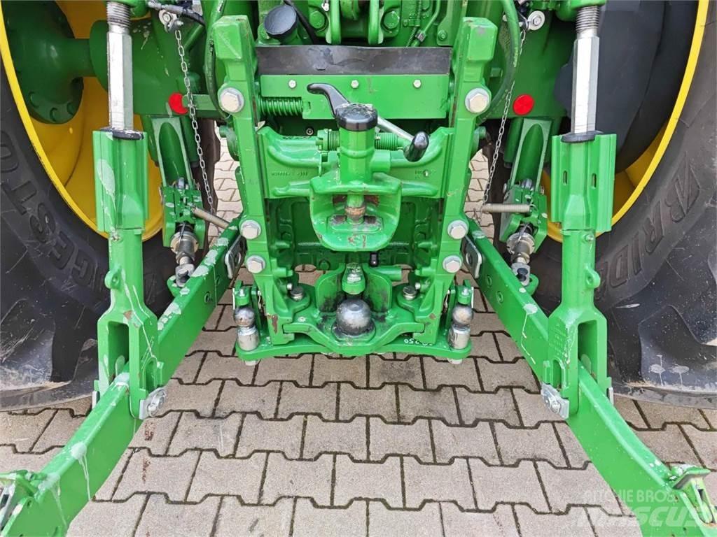 John Deere 6R 250 Трактори