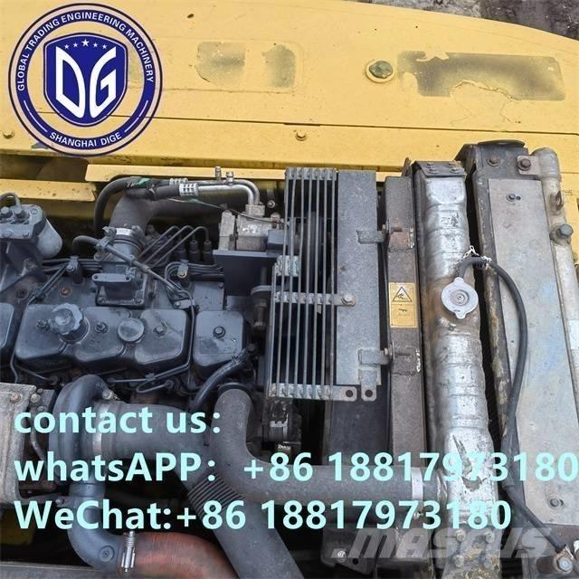 Komatsu PC220-7 Гусеничні екскаватори