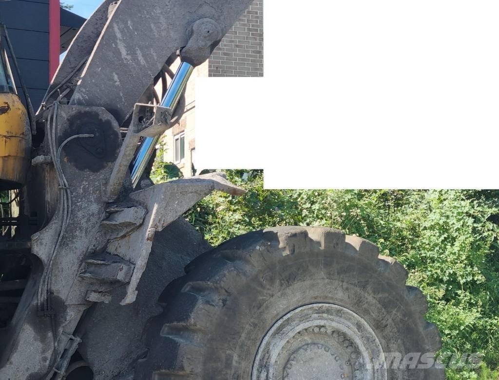 Volvo L 350 F Фронтальні навантажувачі
