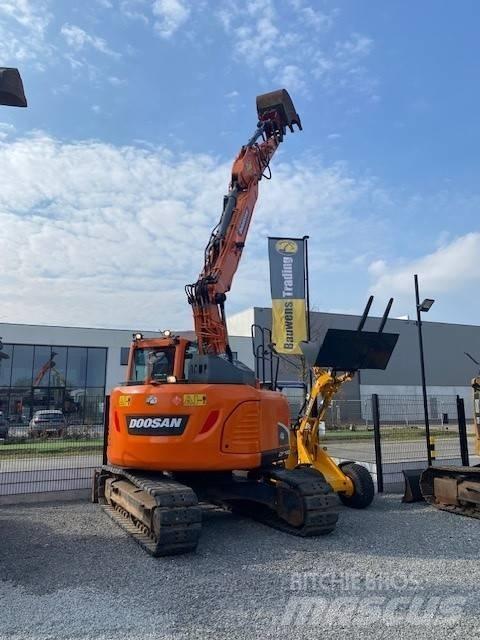 Doosan DX140LCR-5 Гусеничні екскаватори