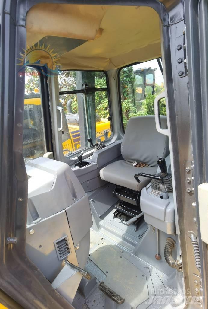 Komatsu D 155 Грейдери